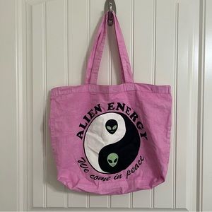 Alien tote bag NWT